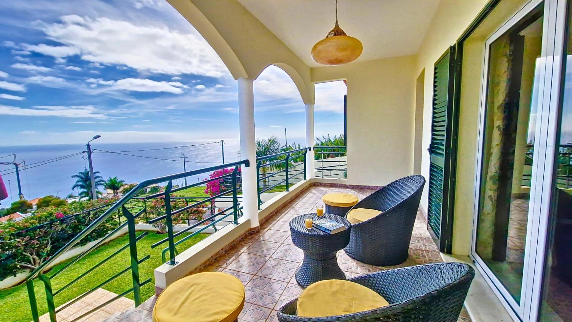 Casa Eleanor By Lovelystay Calheta  Exterior foto